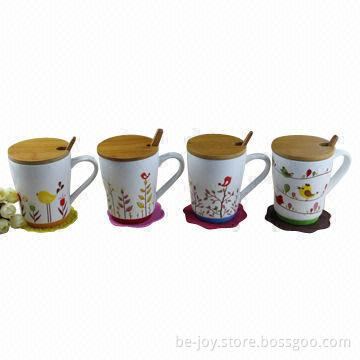 11oz ceramic mug with wood lid and spoon
